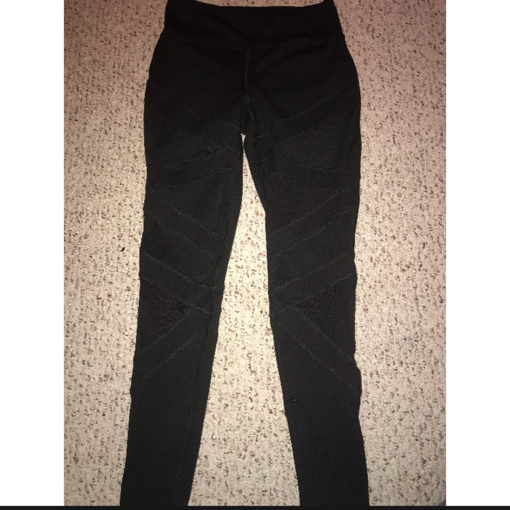 Mesh leggings
